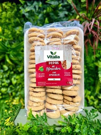 Pepas de harina de almendra de frutilla
